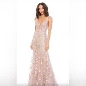 Mac Duggal ~ Elegant Pink Floral Embellished V-Neck Evening Dress